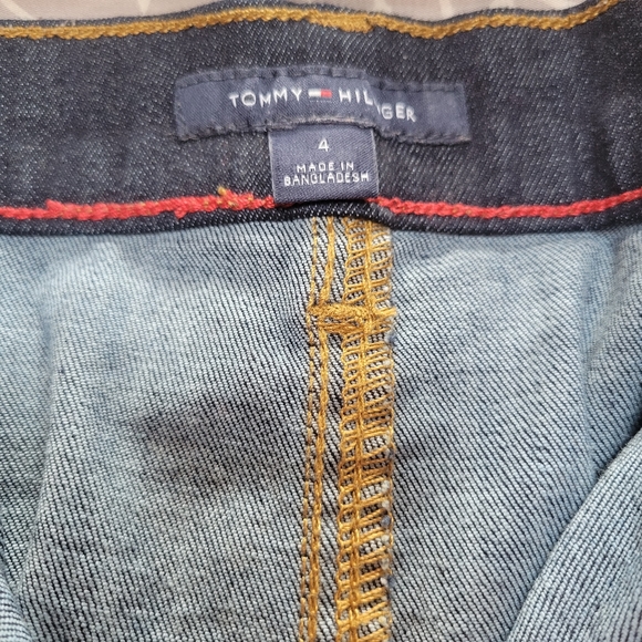 Tomy Hilfiger skirt size 4 - Picture 2 of 2